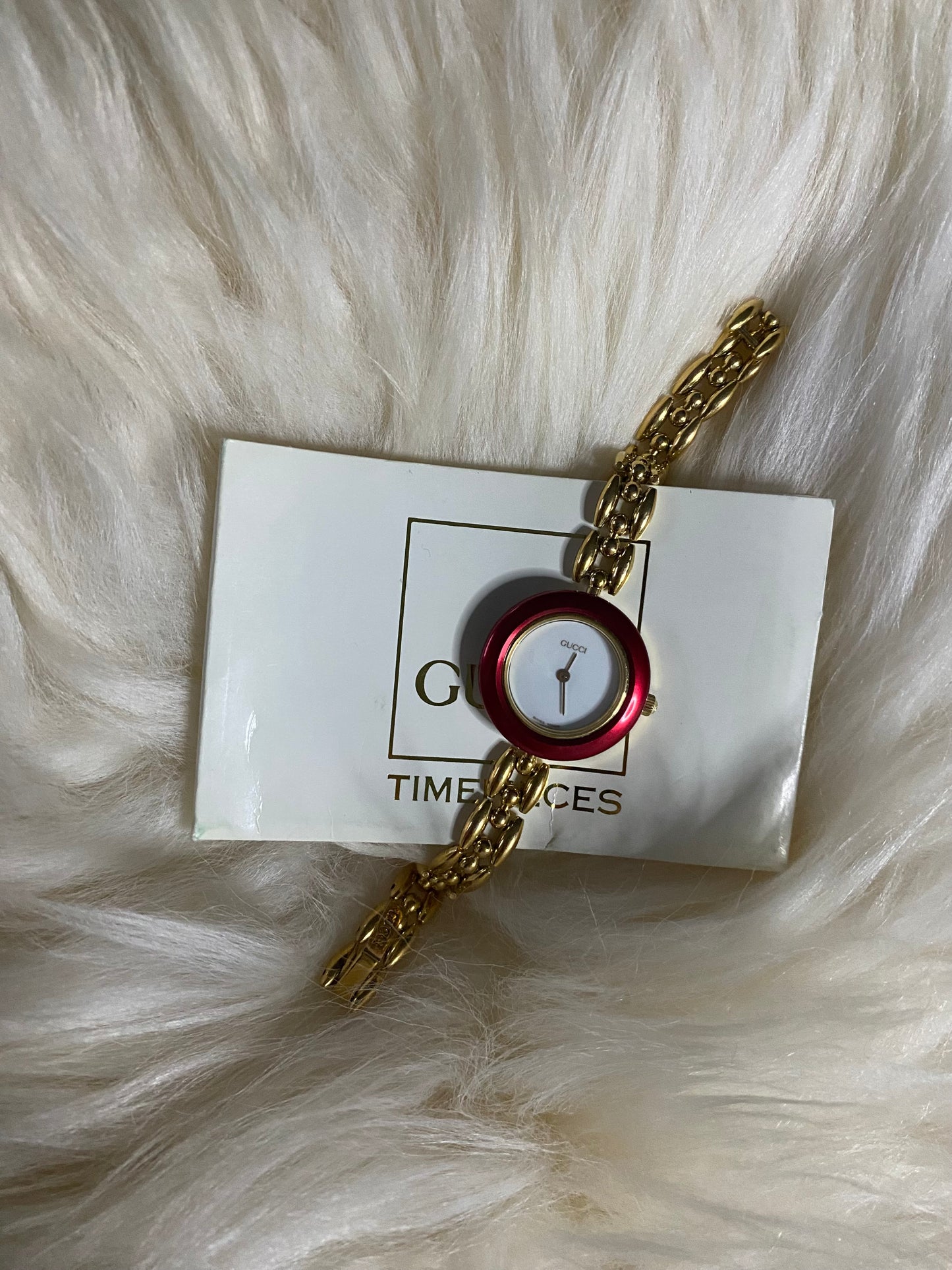 Gucci Bezel Watch Gold