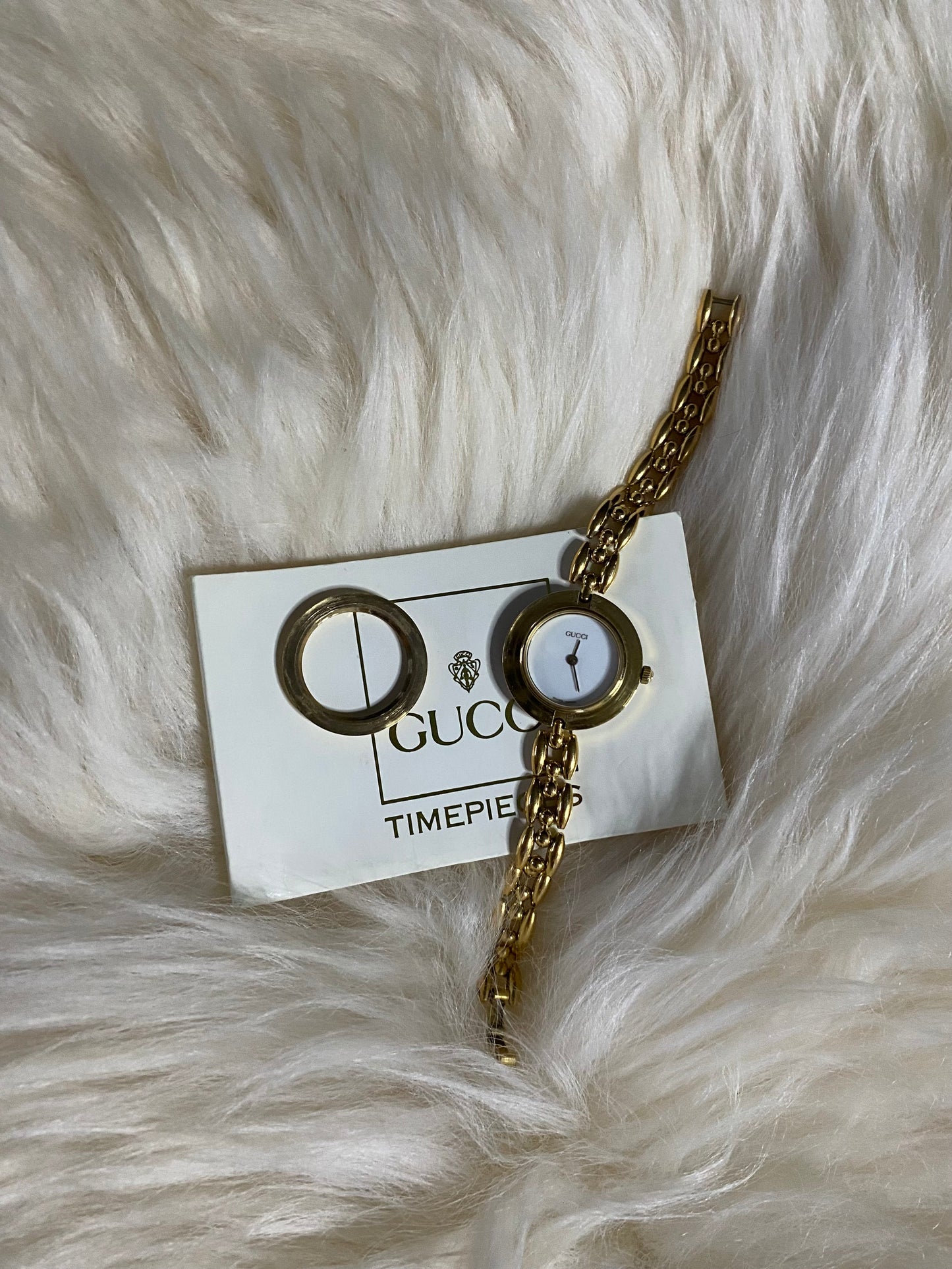 Gucci Bezel Watch Gold