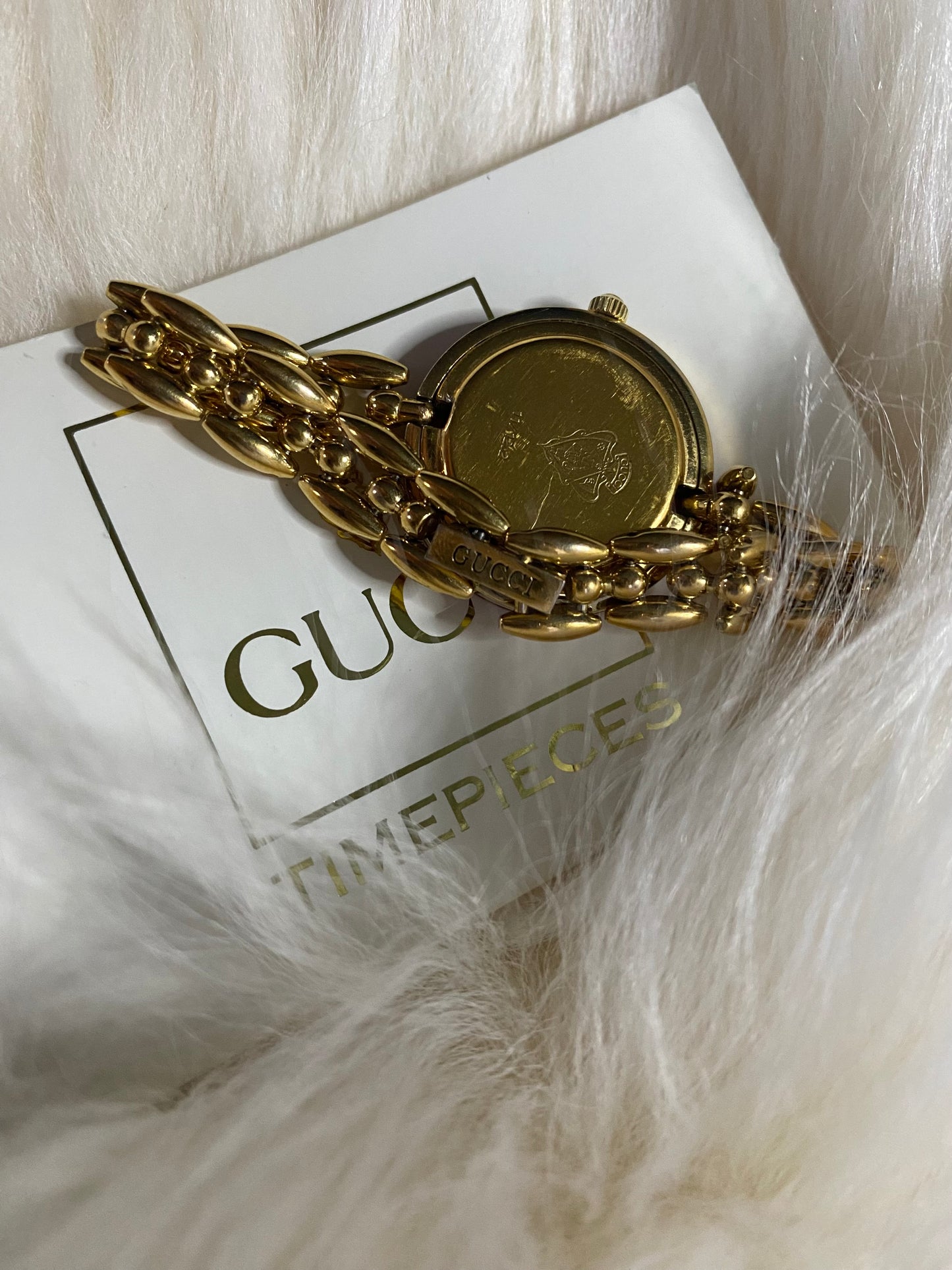Gucci Bezel Watch Gold