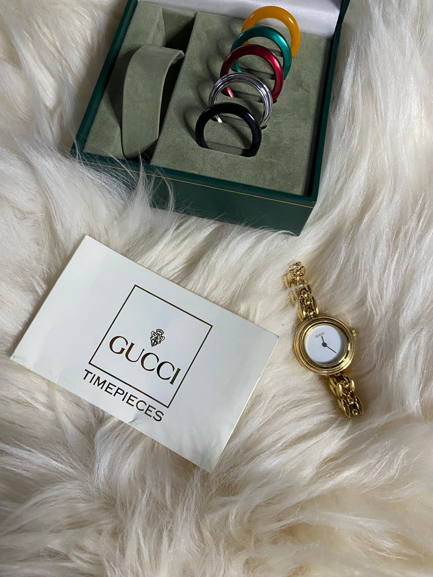 Gucci Bezel Watch Gold