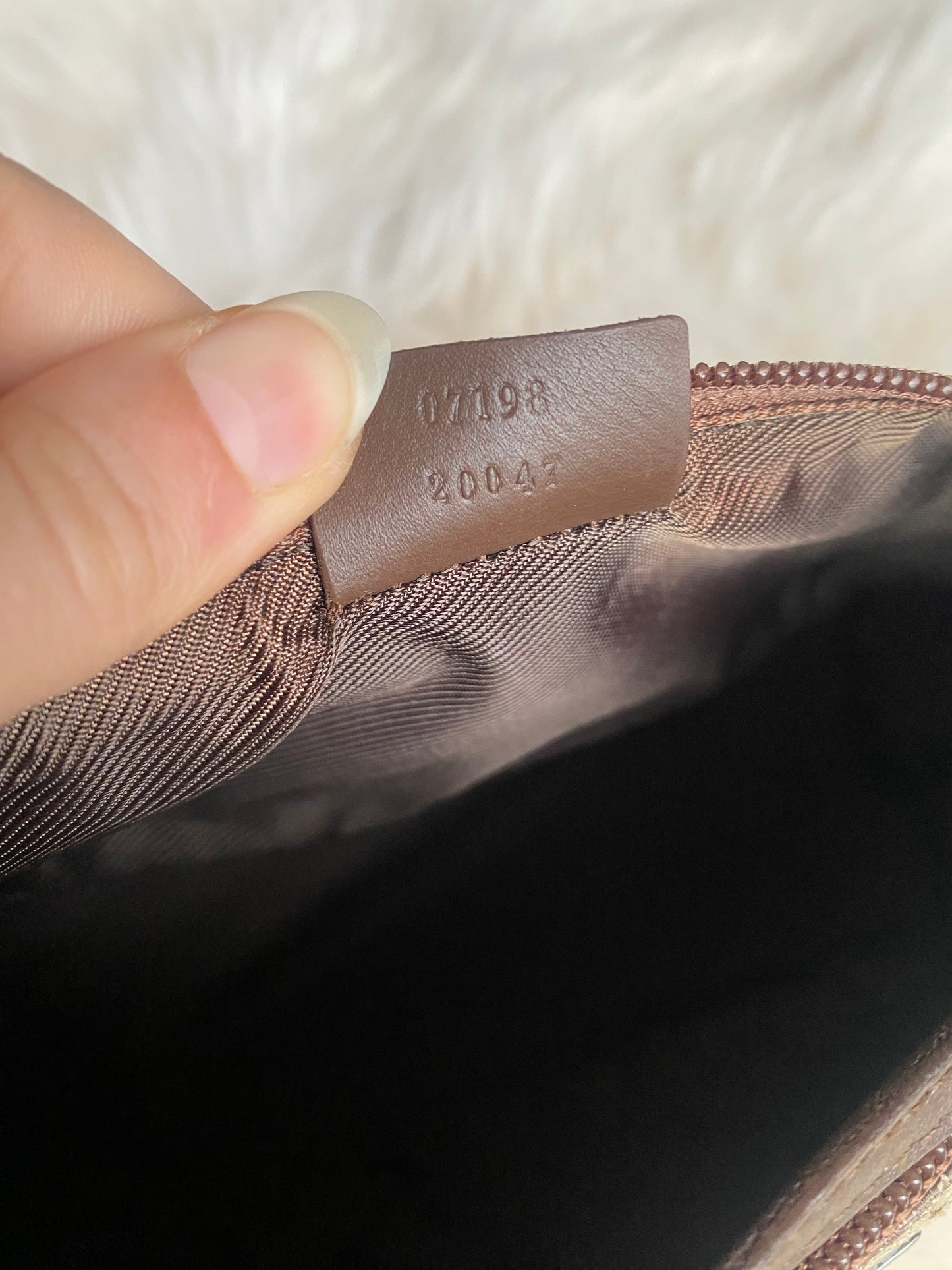Gucci Boat Pochette Brown