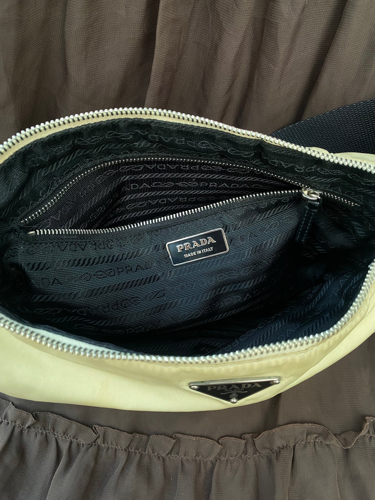 Vintage Prada Tessuto Mini Bag Buckle Shoulderstrap Detail Creme 2003