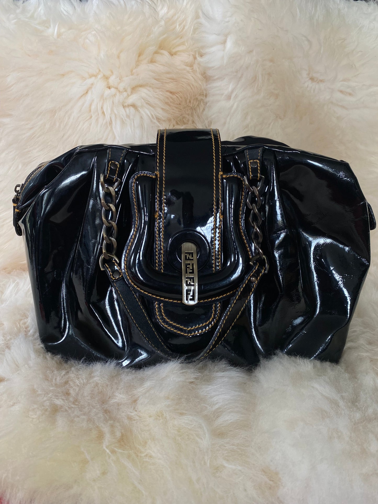 Fendi B Shoulder Bag Patent Leather