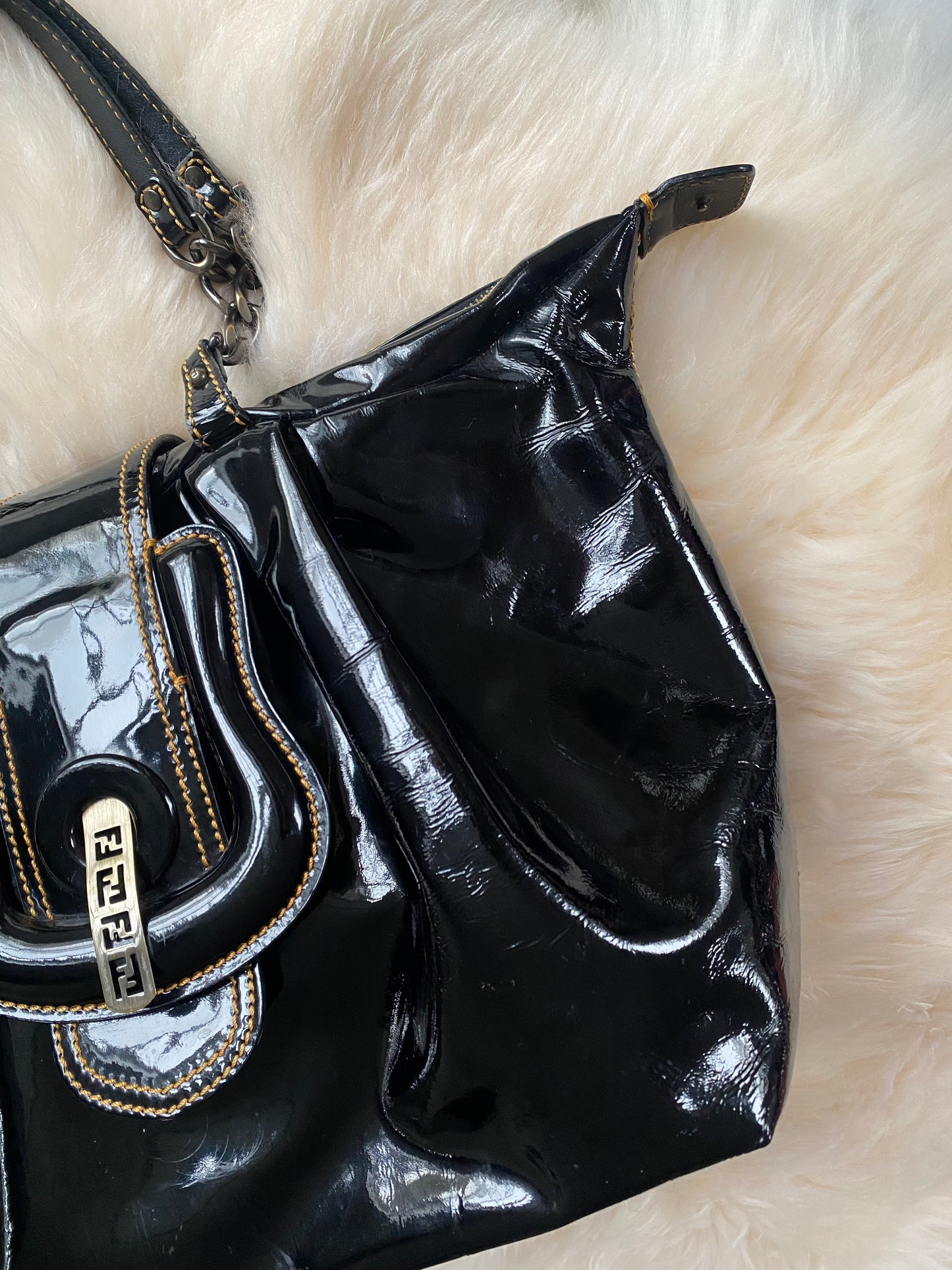 Fendi B Shoulder Bag Patent Leather