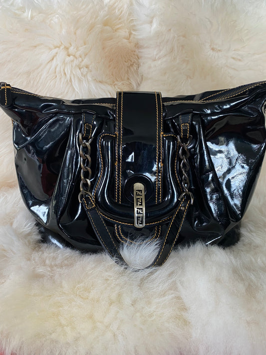Fendi B Shoulder Bag Patent Leather
