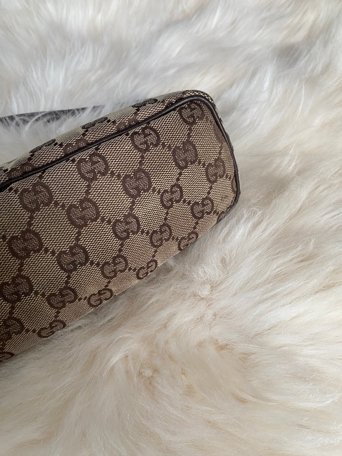 Gucci Boat Pochette Brown